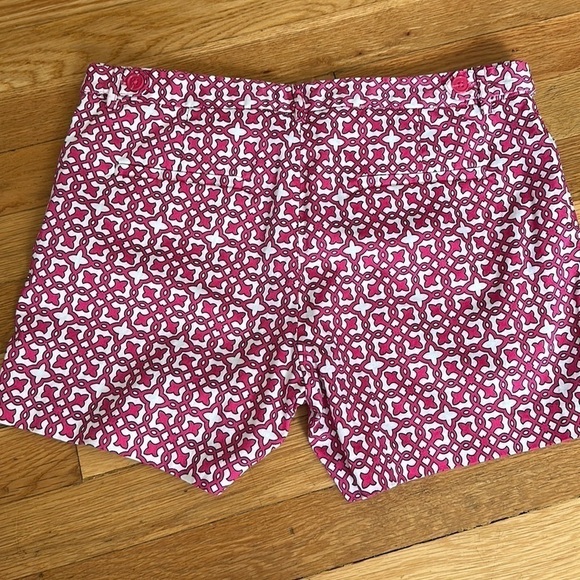 laundry by Shelli Segal pink and white flat pocket khaki shorts size 6 - Picture 2 of 4